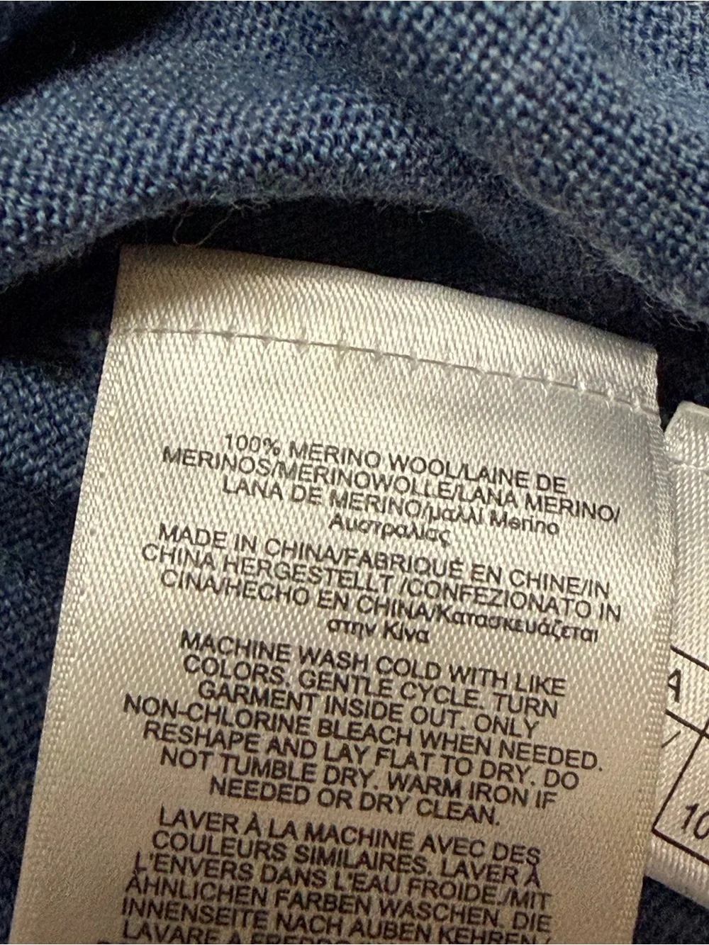 Brooks Brothers BrooksTech Marino Wool V Neck Vest XL Blue Distressed Grunge